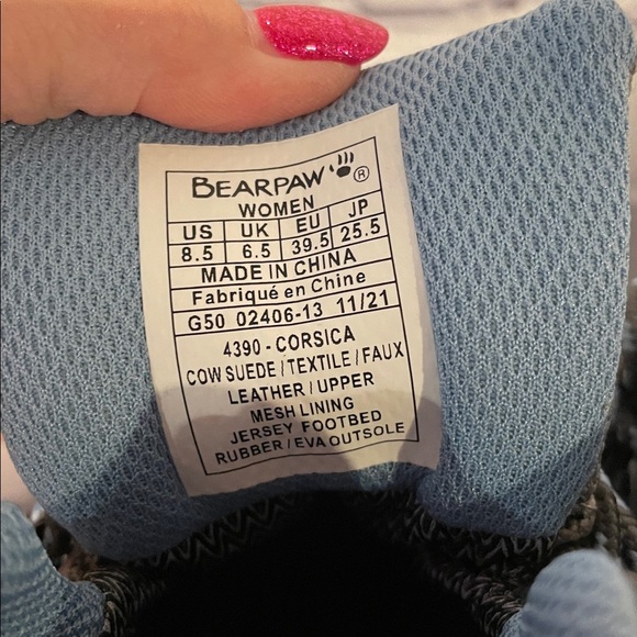 BearPaw Waterproof Hiking Outdoor Boots NWOT Sz 8.5 Women’s - Picture 5 of 9